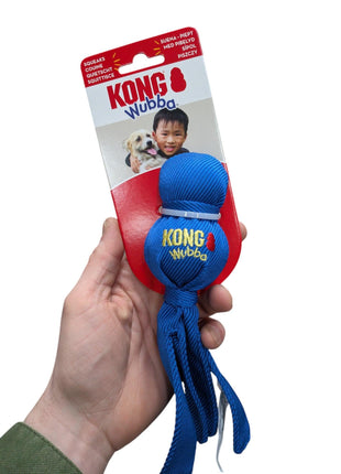 Kong Wubba Puppy Assorti - Onverslijtbare en extra stevige nylon stof met ballen