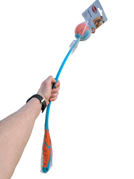 Trixie patyk do rzucania z piłką – zabawka do aportowania dla psów – 60 cm